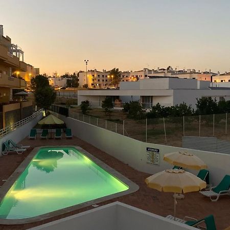 Franciscos Em Cabanas Golf Conceicao  Luaran gambar
